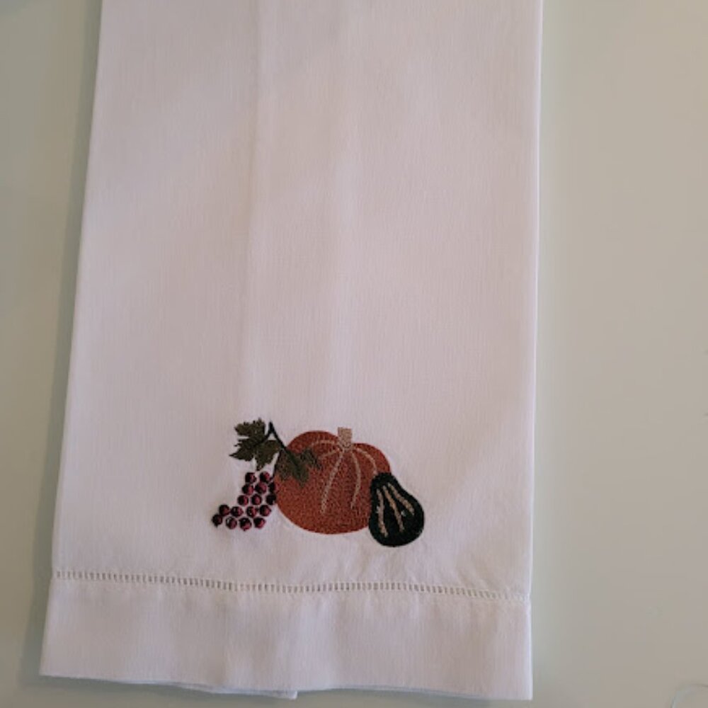 2 Fall Linen Hand Towels - Picture 3 of 7